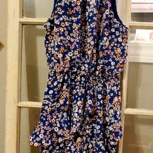 IZOD Size Medium Summer Dress